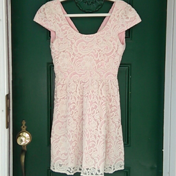 Monteau Dresses & Skirts - Pink w/Cream Lace Monteau Cross Back Dress