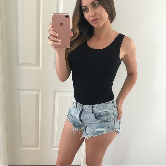 SOLD OUT - Picture 3 of 6