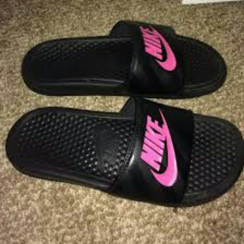 Nike slides
