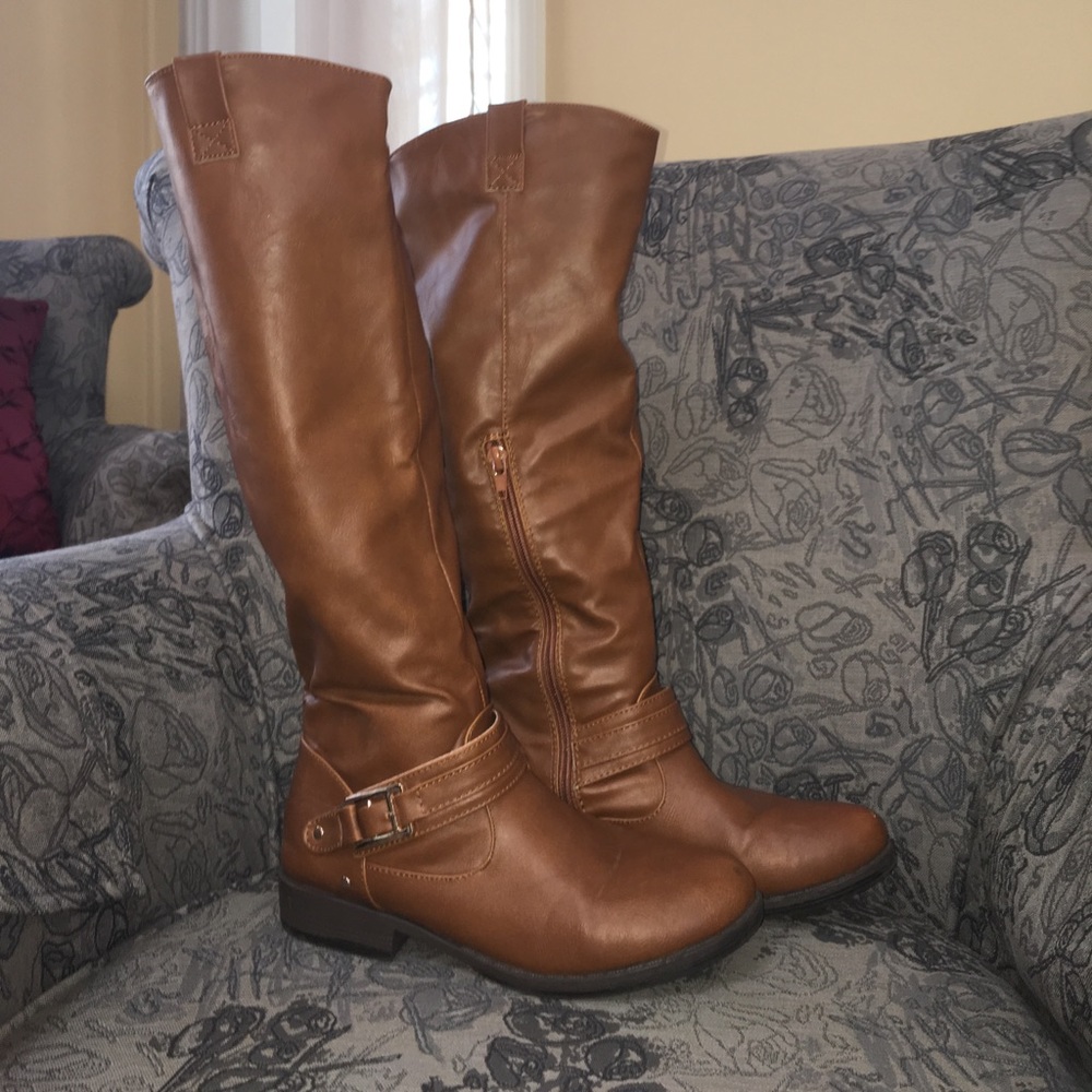 Women's Charlotte Russe boots