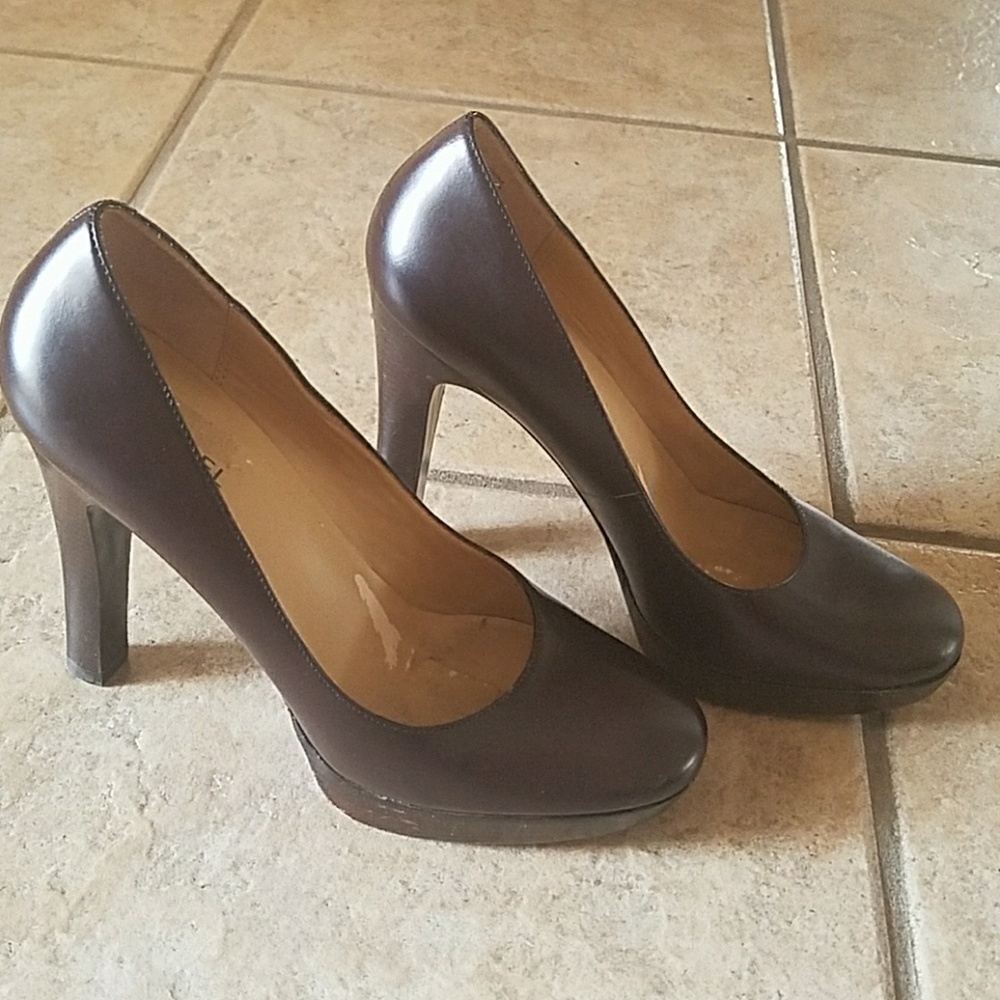 Michael Kors Brown heels.