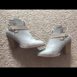Cute, light blue ankle booties.