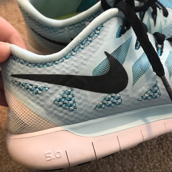 Nike Free 5.0 Running Shoe - Picture 2 of 8