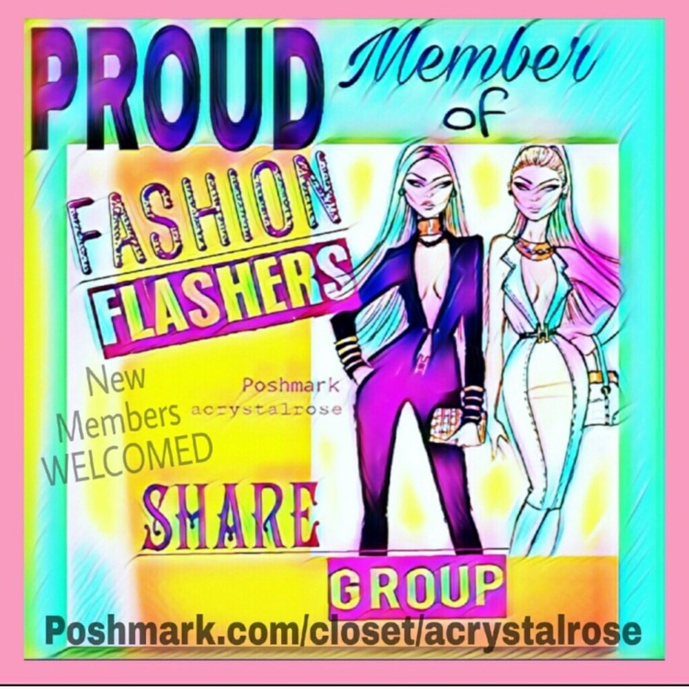 Proud member of the group FASHION FLASHERS 😘