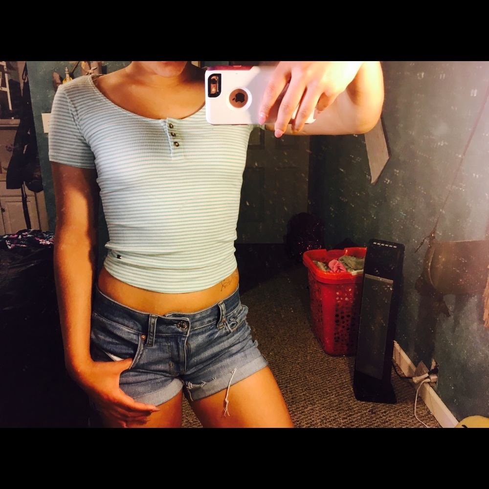 Crop top