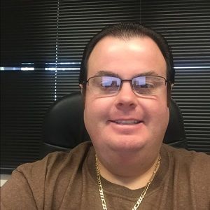 Meet your Posher, Chris