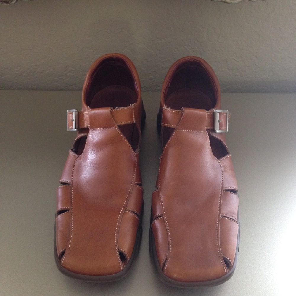 Donald j pliner sandals