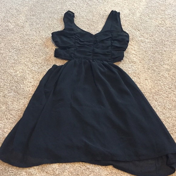 Black TOPSHOP cut out dress - Picture 1 of 4