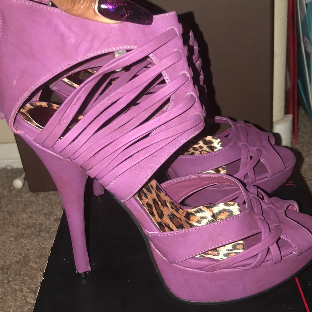 Sexy Purple Heels NWT