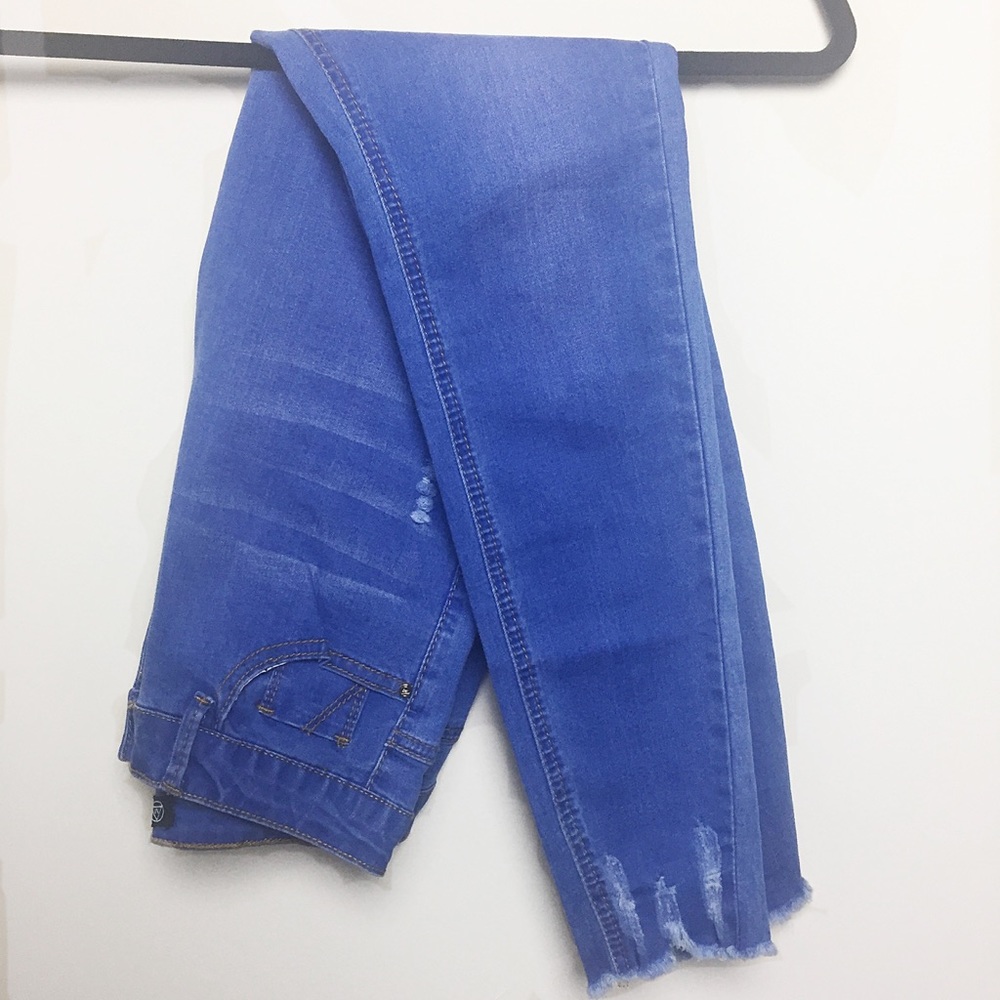 High Waisted Distressed Jeans