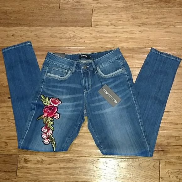 LAST 2 🥀 RockNRoll Denim Rose Embroidered Jeans - Picture 4 of 8