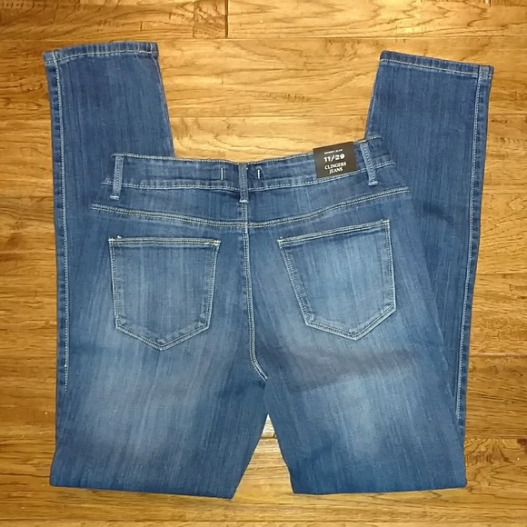 LAST 2 🥀 RockNRoll Denim Rose Embroidered Jeans - Picture 5 of 8