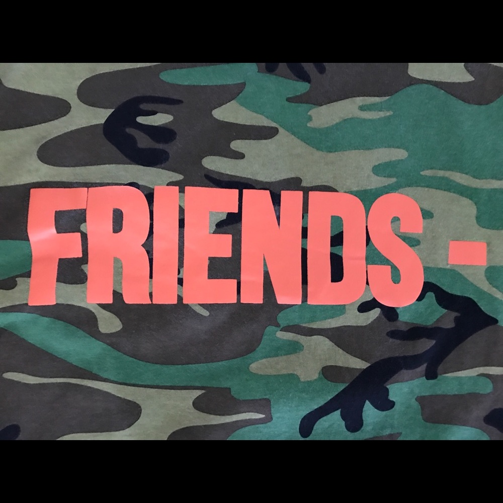 Vlone friends Tee