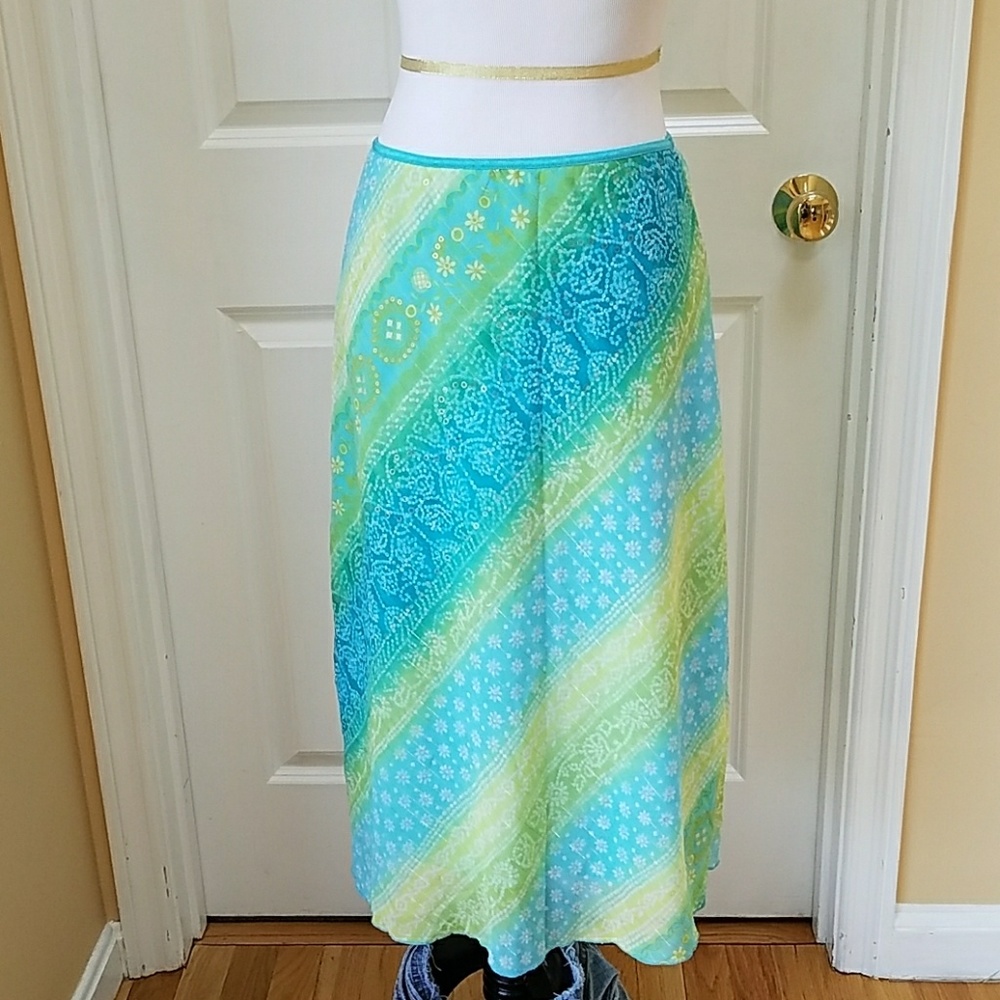 NWOT Green and blue boho skirt.