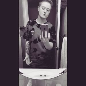 Meet your Posher, Hollie jo