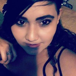 Meet your Posher, Irasema