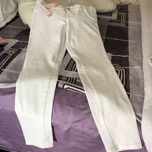 White skinny pants. Maternity 8-10