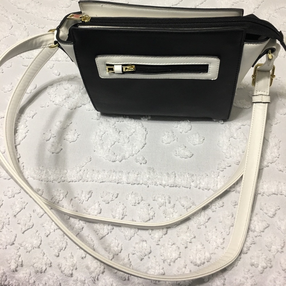 TravelSmith Security Purse- RFID Safe