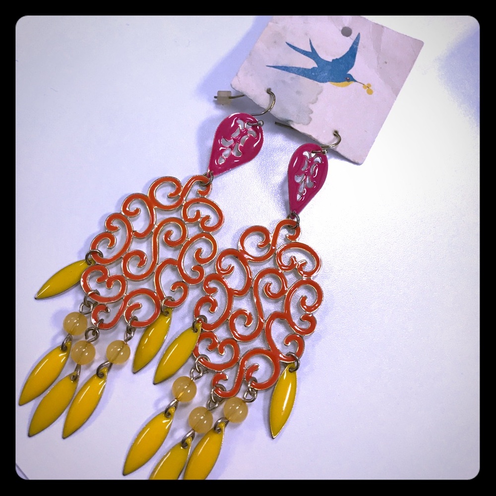NWT! Chandelier earrings