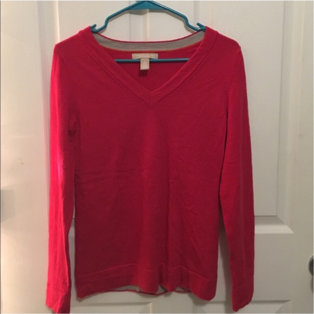 Beautiful banana republic V-neck sweater