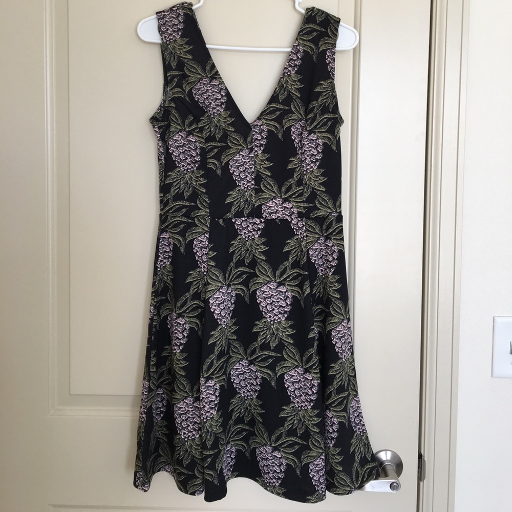 NWT H&M pineapple print jersey stretchy dress