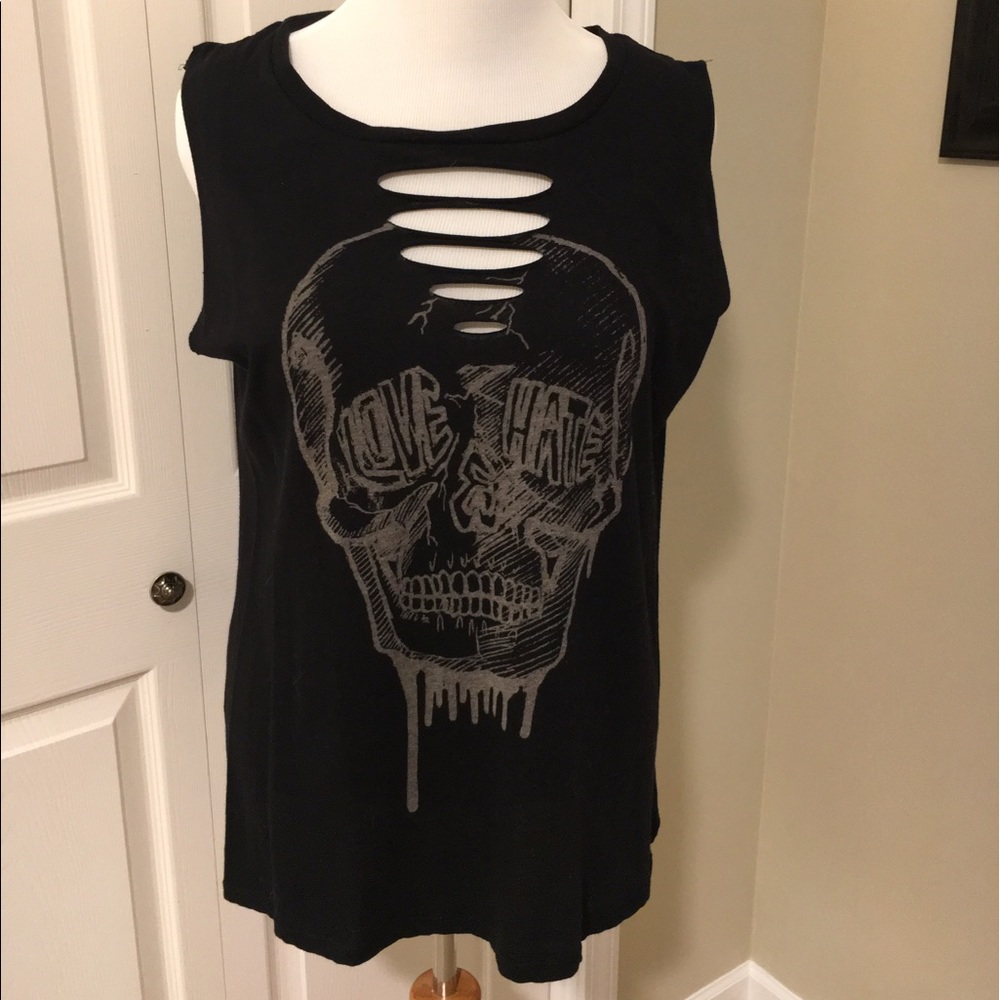 Torrid punk rock inspired Tshirt- size 1