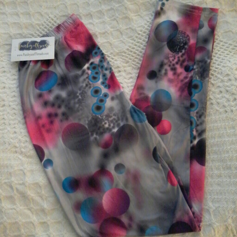Paisley and Threads Multicolor leggings