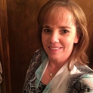 Meet your Posher, Traci