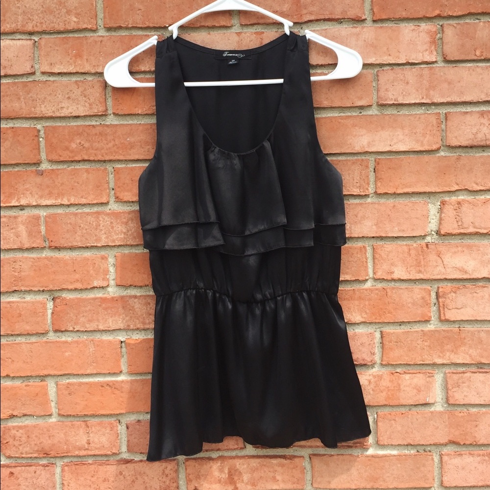 Black ruffled bottom tang top