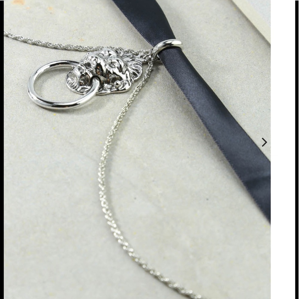 SOOOOLD!!!Vanessa Mooney Vandal choker💕 - Picture 3 of 4