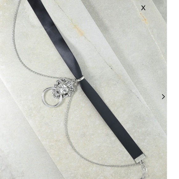 vanessa mooney Jewelry - SOOOOLD!!!Vanessa Mooney Vandal choker💕