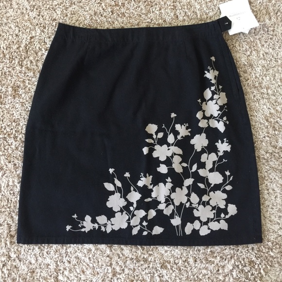 Liz Claiborne Dresses & Skirts - Skirt NWT
