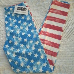 Paisley and Threads Distressed Flag leggings