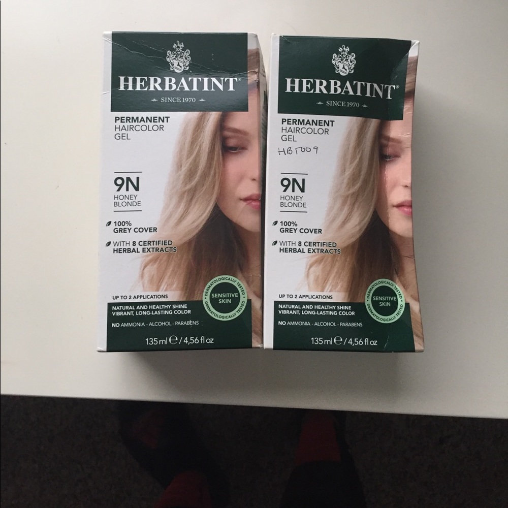 Herbatint hair color