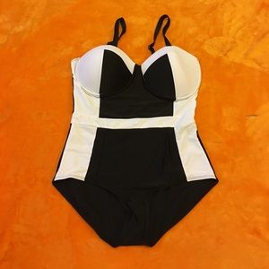 One-Piece Wired Bathing Suit