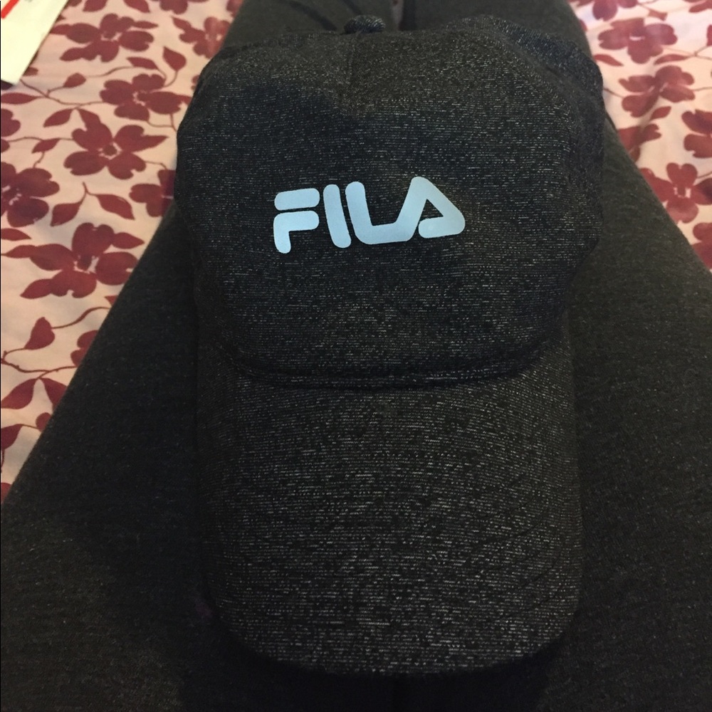 Fils hat