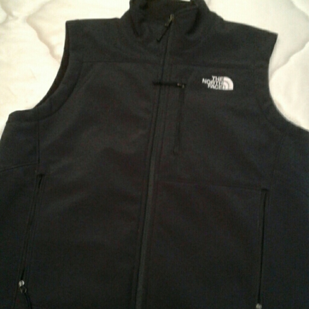 North Face Black Jacket/vests🔥