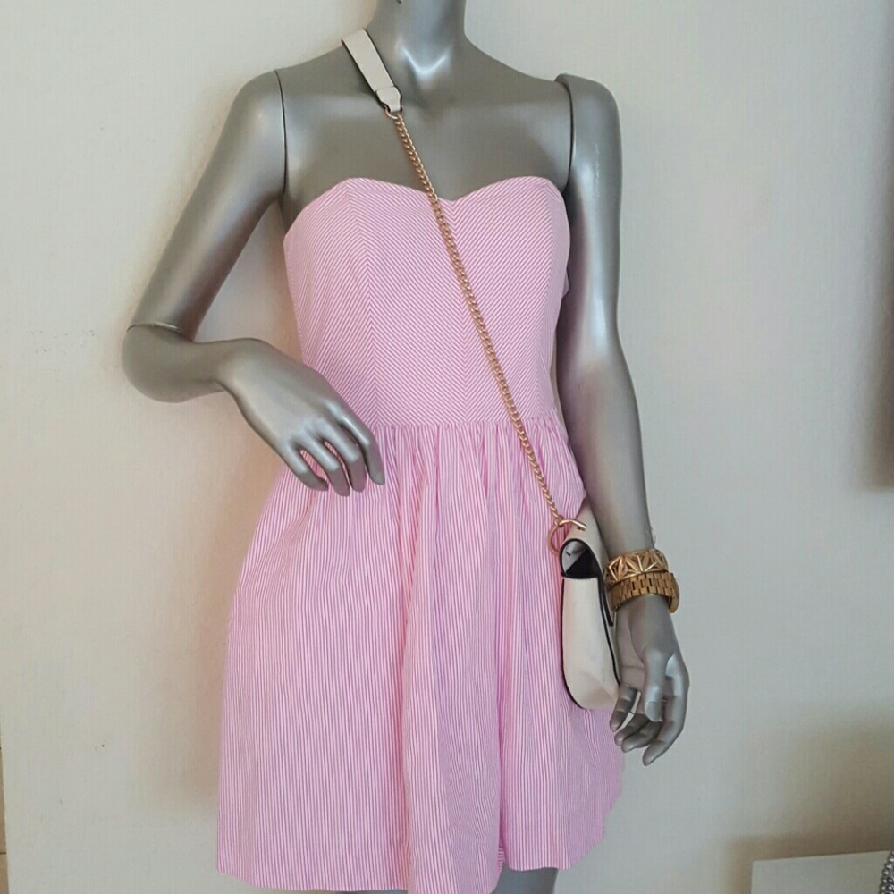 Lilly Pulitzer seersucker dress with pockets