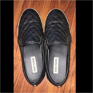 Steve Madden slip ons