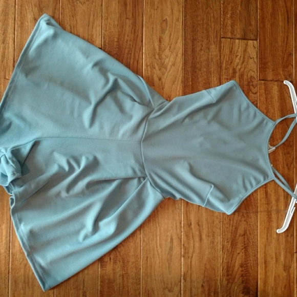 Last 1 SALE 🎉Dusty Blue Romper w/Open Lace Back - Picture 4 of 6