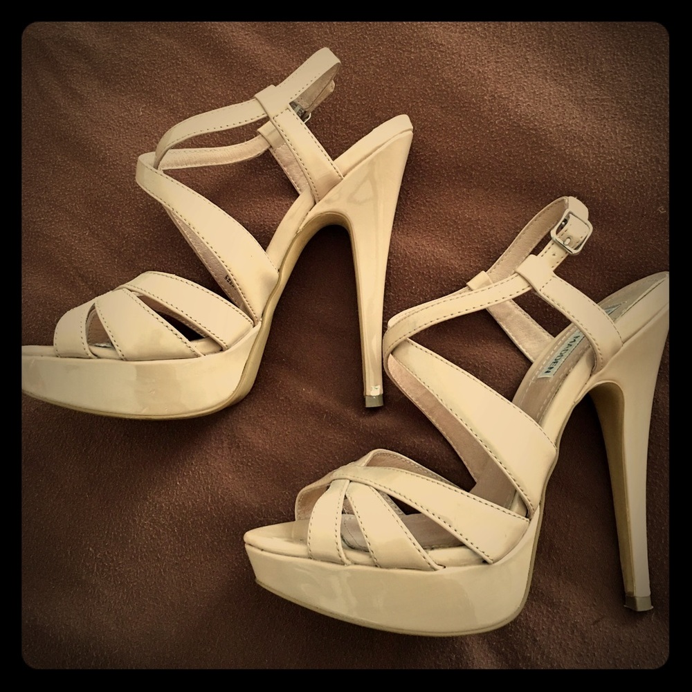 Steve Madden Beige Tan Strappy Platform Heels 8.5