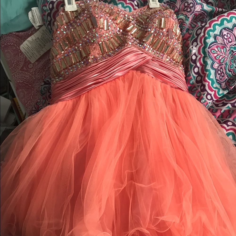 Adorable Homecoming dress!