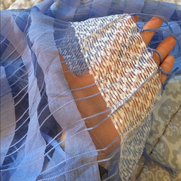 Beautiful Airy Periwinkle Scarf - Picture 2 of 2