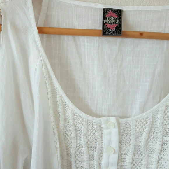 Free People Ivory cold shoulder blouse - Picture 2 of 4