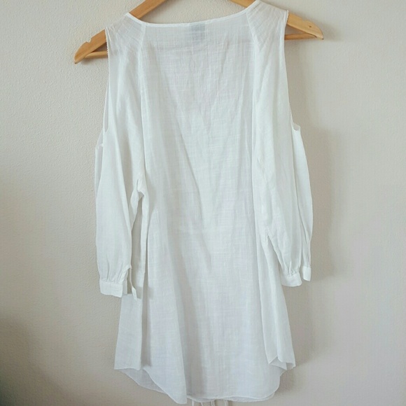 Free People Ivory cold shoulder blouse - Picture 4 of 4