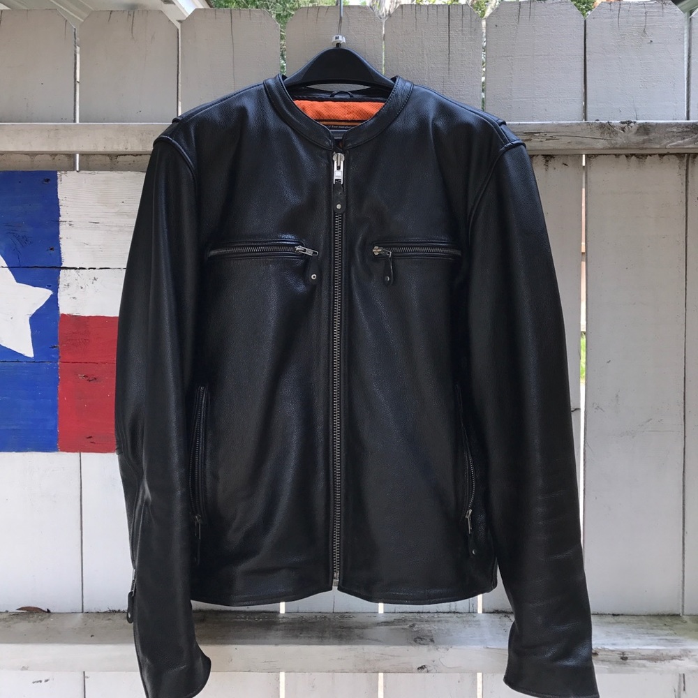 Men's leather motorcycle jacket