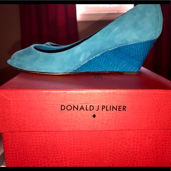 Donald J. Pliner Shoes - Donald J. Pliner Milli Peep Toe Wedge Pump