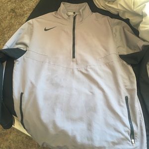 Men's L Nike Golf 1/4 zip Windbreaker