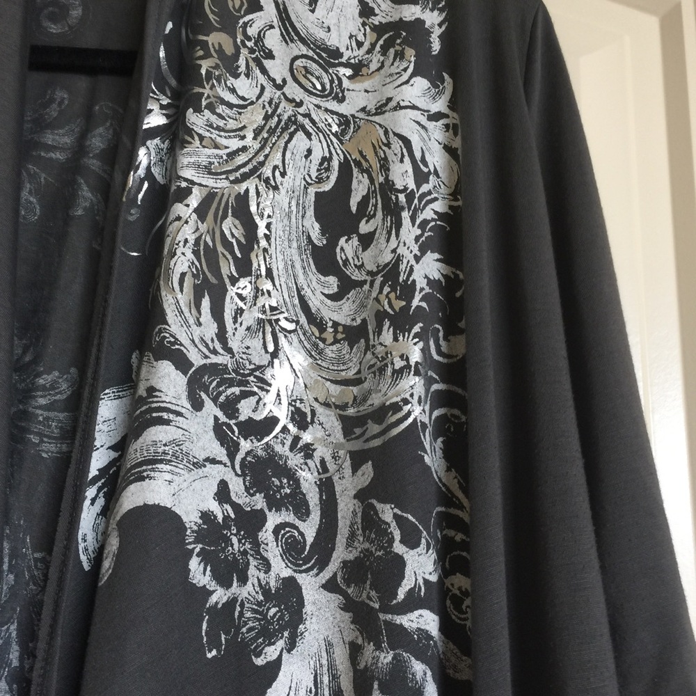 Draped Top - Picture 3 of 4