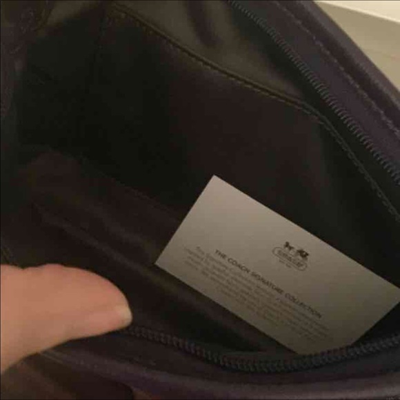 Coach clutch - Picture 3 of 3